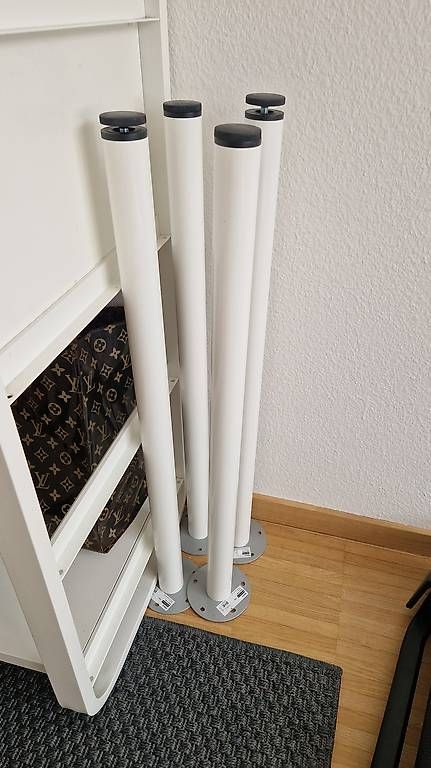 Sonstiges Mobiliar: Schreibtischbeine von IKEA – Gebraucht aus Emmenbrücke von graupersakatze