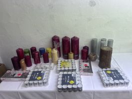 Kerzen Konvolut  und Teelichter (7)