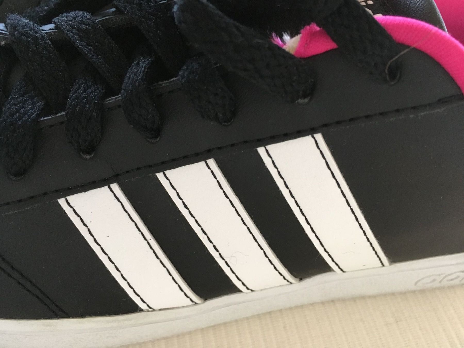 Adidas Damenschuhe: Adidas Sneakers Gr. 40 – Gebraucht aus Muotathal von robin40 3