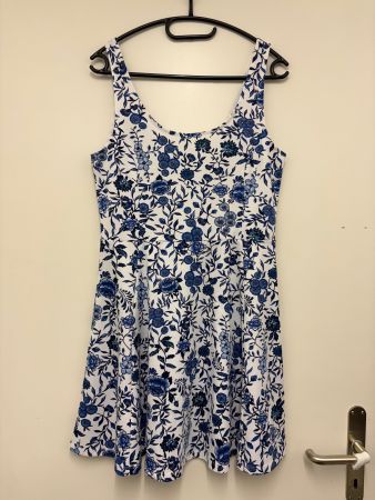 Kleid Sommerkleid Blumenmuster Blau Weiss Grösse M