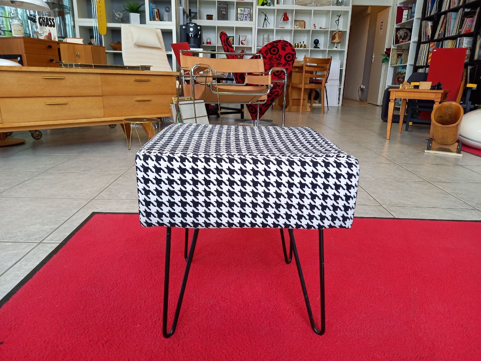 Sgabelli: Polsterhöcker Ottomane Beistellhocker Höcker Hocker – Usato da Nottwil venduto da Wondewa-Shop 4