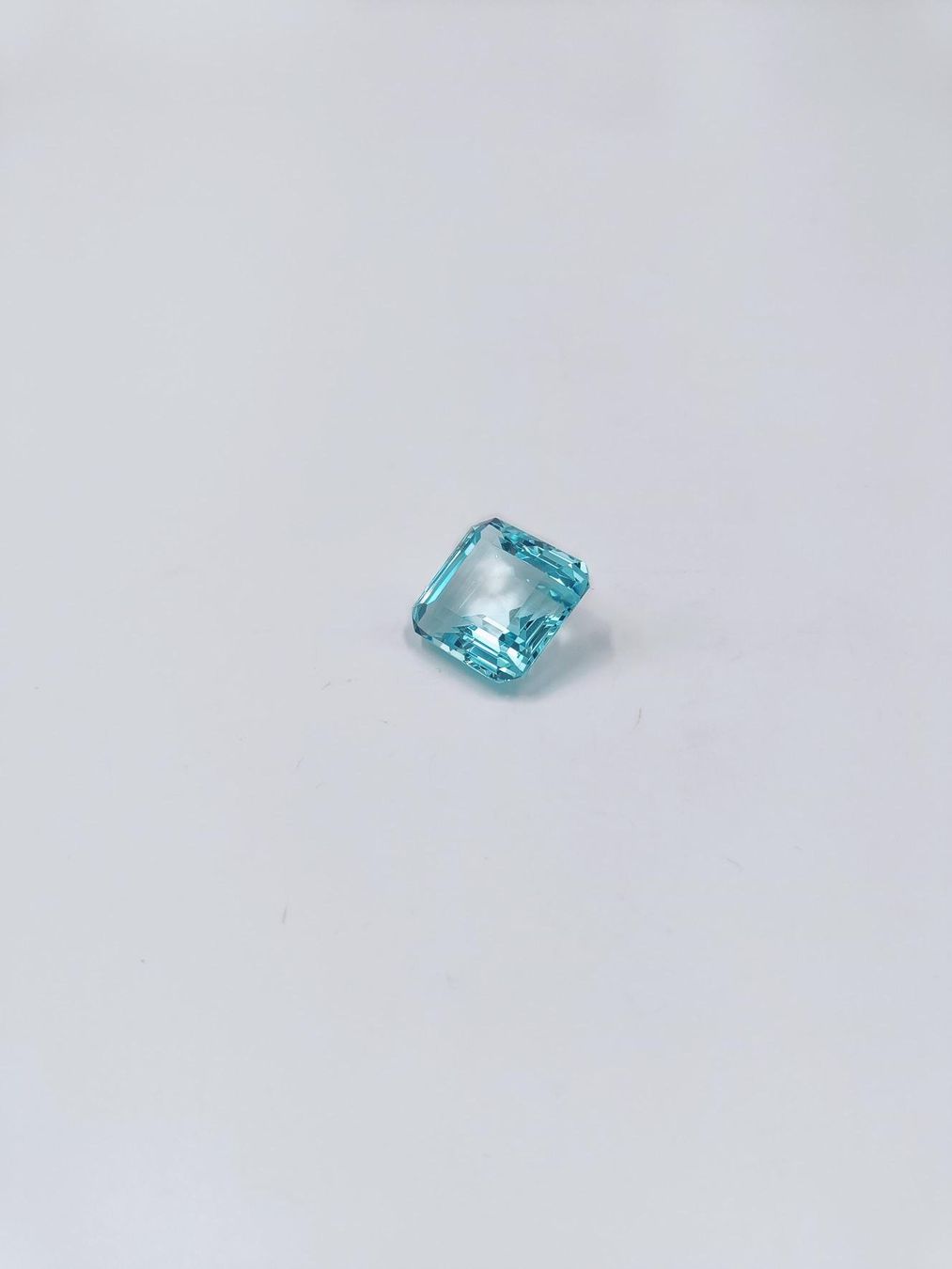 Pietre preziose: 1 AQUAMARIN 66.92 CT. – Usato da Luzern venduto da EdiGem 4