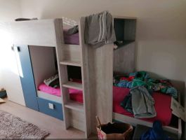 Doppelbett(90x200) mit viel Stauraum, ideal für Kinderzimmer