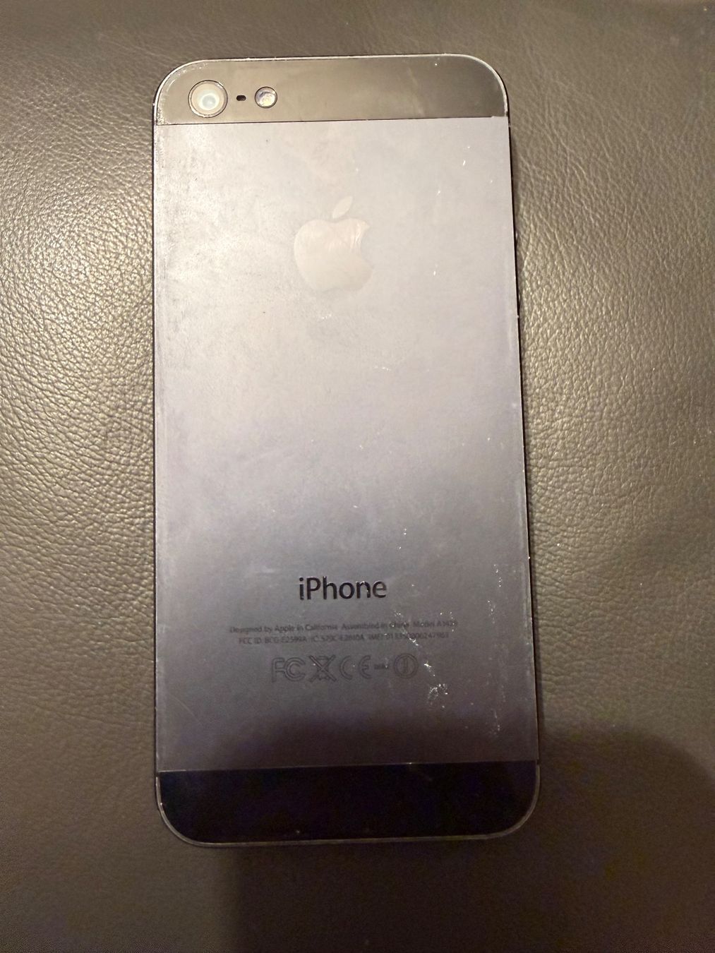 Apple Handys / Smartphones: iPhone 5 32GB (unlocked) – Gebraucht aus Zürich von Jaysee 2
