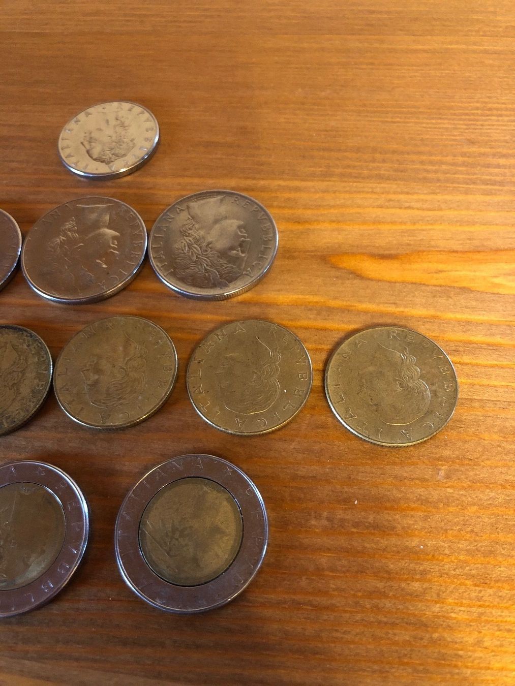 Tutti le monete: Monnaie lire italienne – Usato da Oron-la-Ville venduto da W.XIX 6