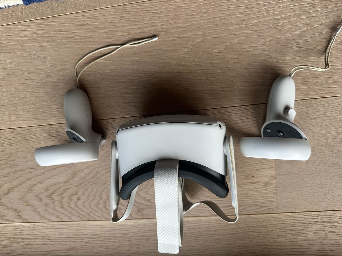 Meta Casco VR: Meta Quest 2 128G headset (Vr) – Usato da Männedorf venduto da zsm_hv7z 1