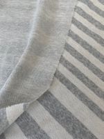 200cmx135cm Strickstoff, grau/weiss