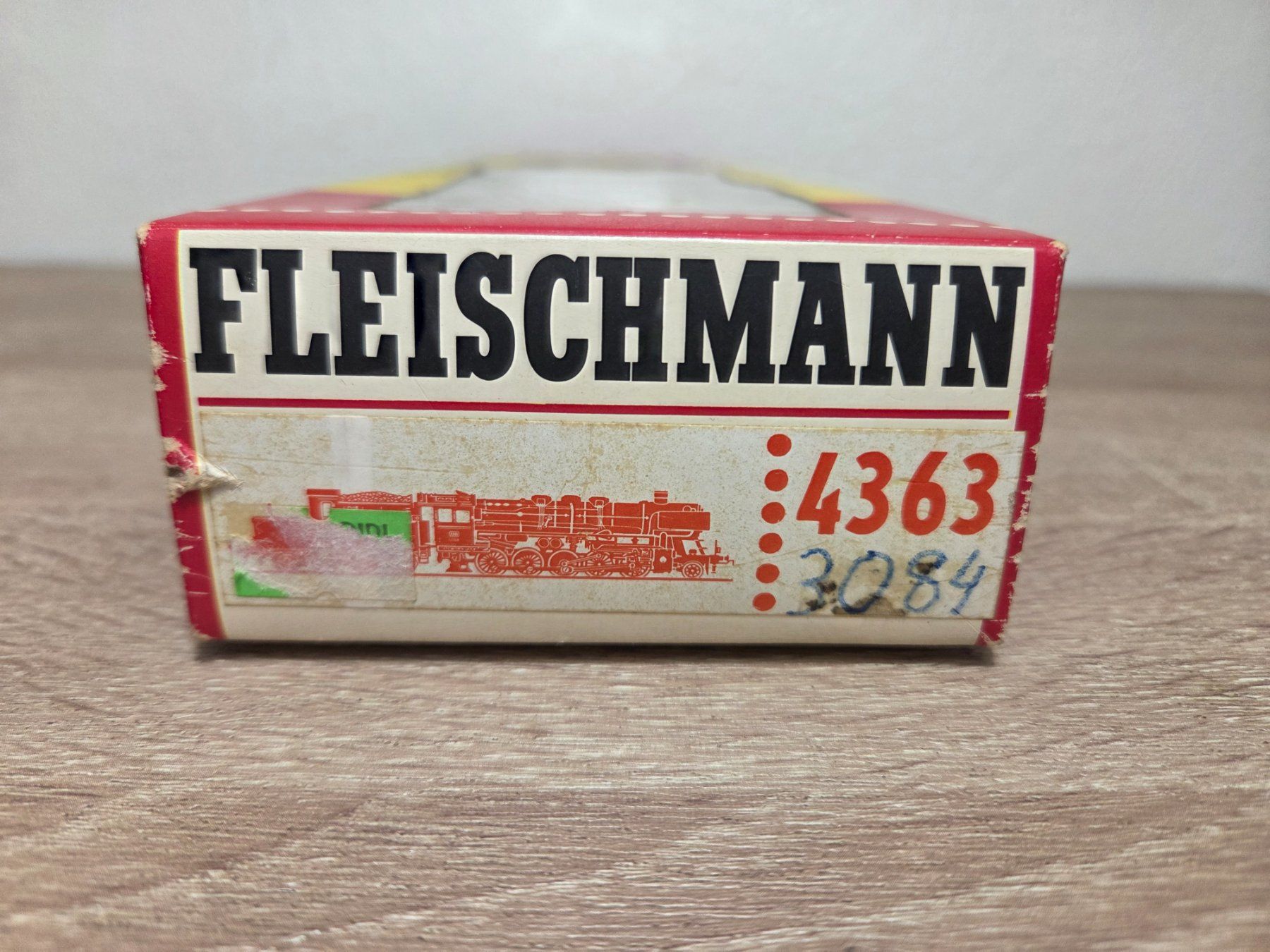 Fleischmann Modellini di ferrovie: Fleischmann 4363 Dampflok BR 50 DB H0 – Usato da St-Aubin-Sauges venduto da Lo_Go 6