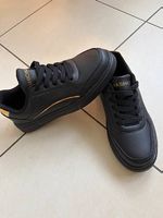 Basket noir neuves