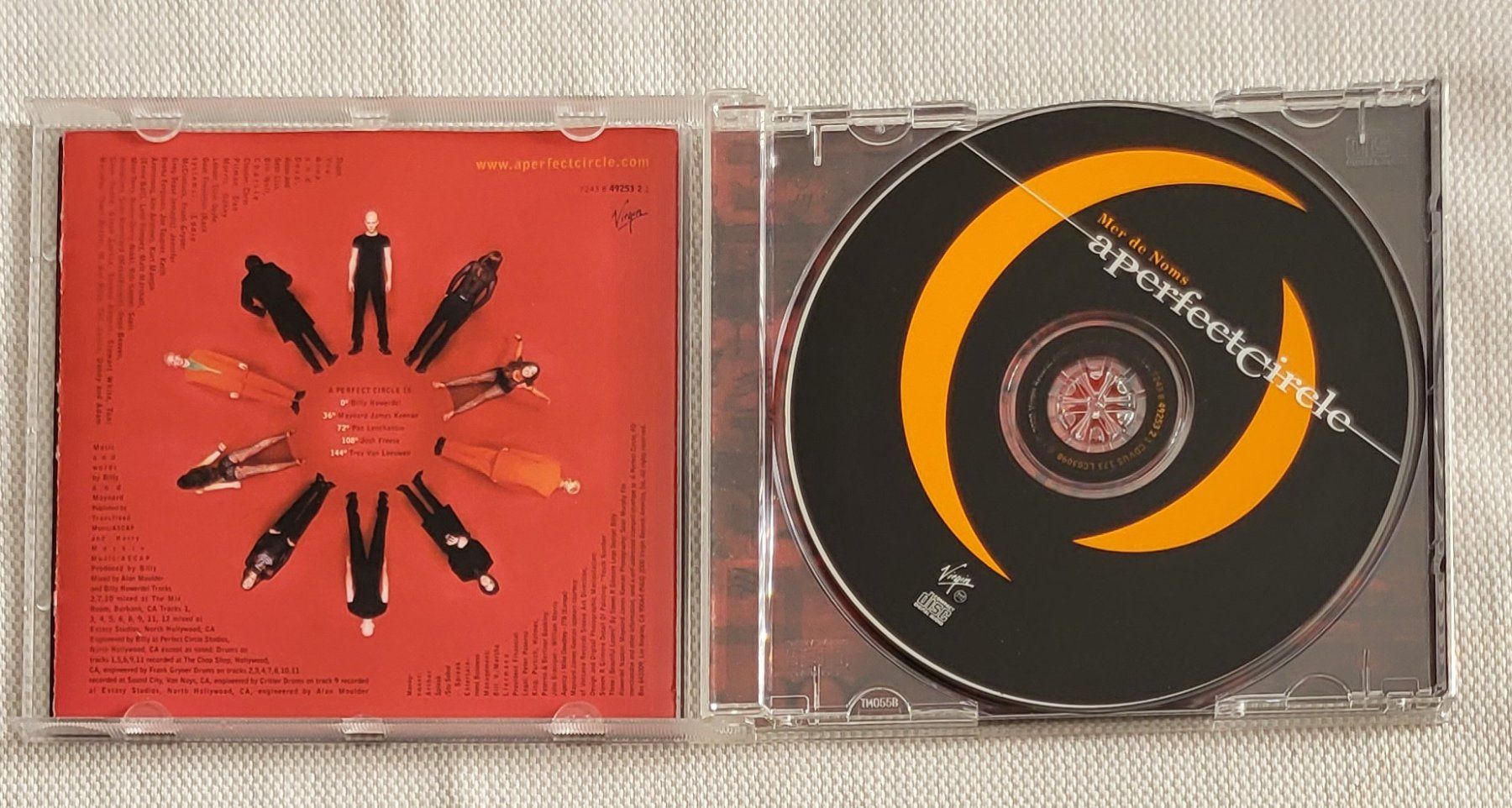 CD: A Perfect Circle - Mer de Noms – Usato da Villars-sur-glane venduto da Epsilonhike 2