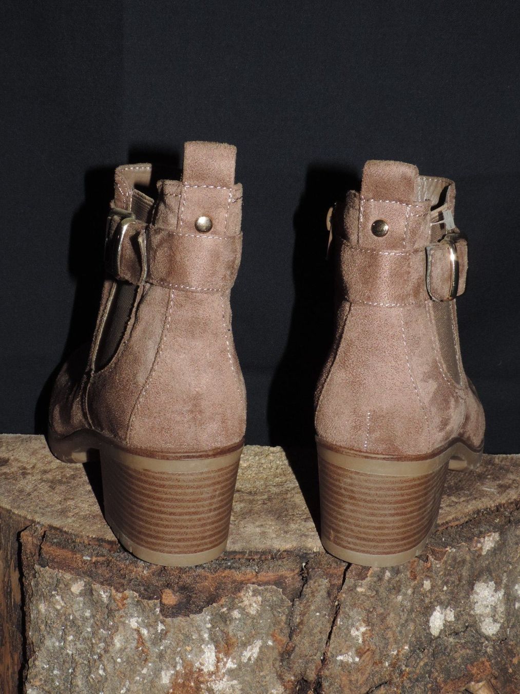Scarpe da donna: bottines beiges effet daim – Usato da Genève venduto da Axelle333 7