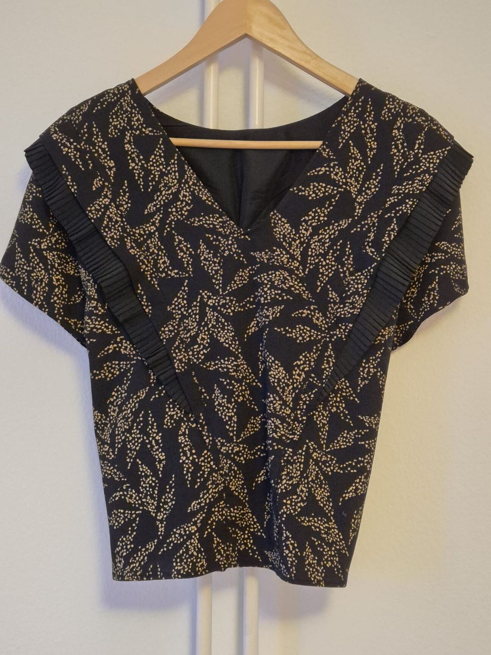 Camicette: Blouse Top elegant Cotélac XS/S – Nuovo (secondo la descrizione) da Bern venduto da sol_6gnn
