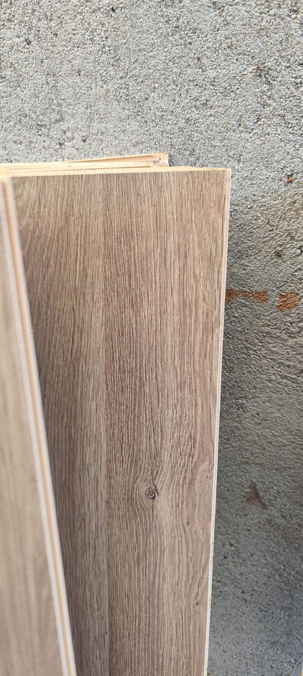 Bodenbeläge: Laminat – Gebraucht aus Kerzers von sb_12 4