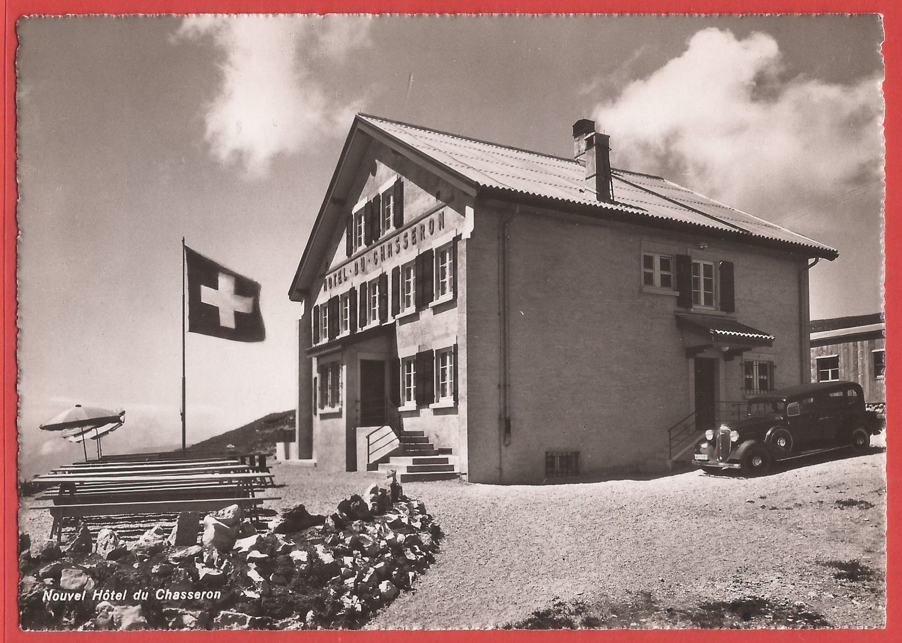Ansichtskarten: Hôtel du Chasseron mit Oldtimer - Bullet - 1946 – Gebraucht aus Fislisbach von Porano