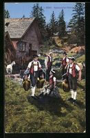 Appenzeller Sennen in Tracht auf der Alm