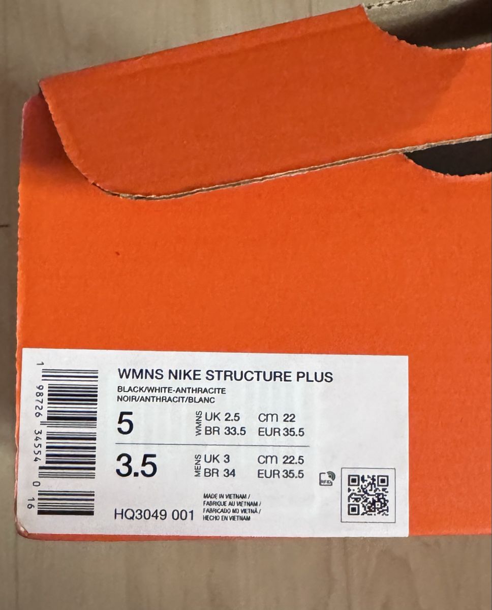 Nike Herrenschuhe: Baskets Nike Structure Plus, 35.5 – Neu (gemäss Beschreibung) aus Vétroz von girl80 2