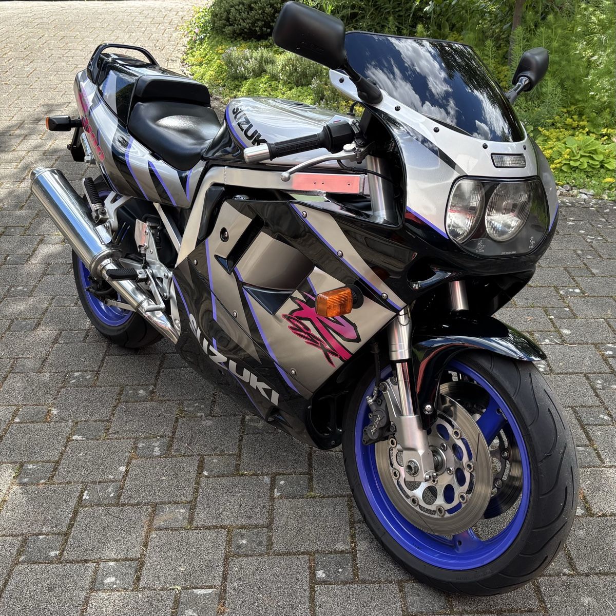 Suzuki Strada: Suzuki GSX-R 1100 1993 – Usato da Wahlen b. Laufen venduto da budo4242 6