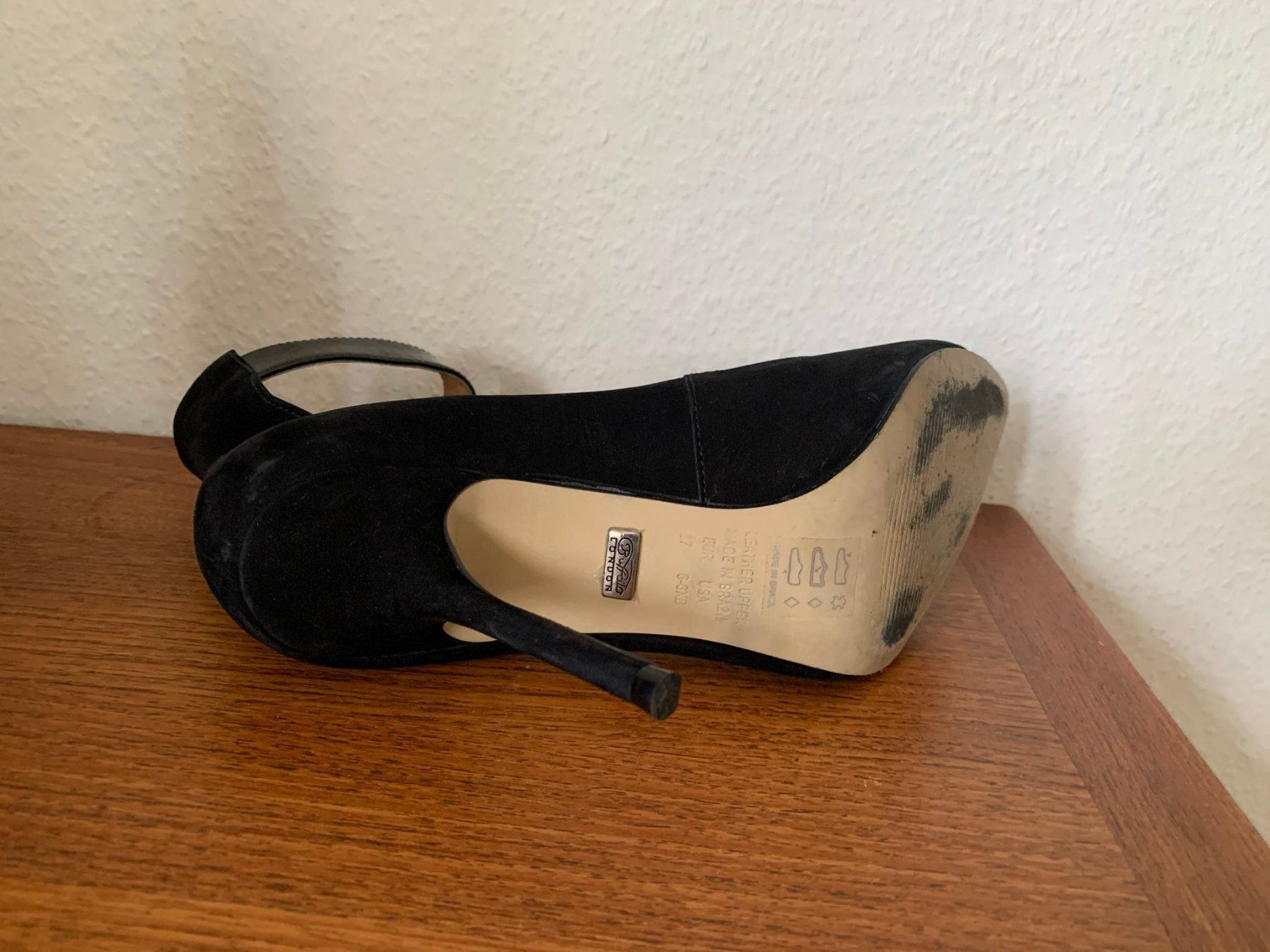 Buffalo Chaussures femmes: BUFFALO - Riemchen Leder Pumps schwarz – D'occasion à Zürich par Diazaio 3