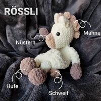 RÖSSLI (gehäkeltes Schmusetier für kleine Kinderhändchen)