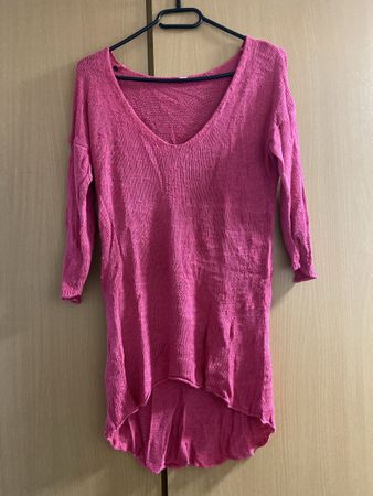 Pinkes Sommer-Strickkleid/puli mit V-Ausschnitt, Grösse M