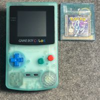 Gameboy Color Transparent + Pokemon Kristall auf Deutsch