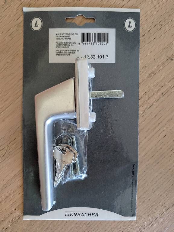 Fenster: Lienbacher Fenstergriff – Gebraucht aus Solothurn von Smfr