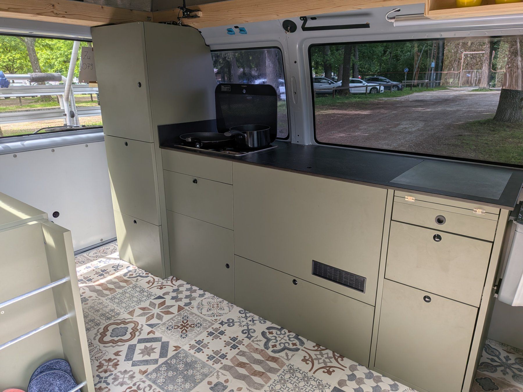 VW Veicoli da campeggio: VW T4 Camper – Usato da Tägertschi venduto da danizaugg13 1