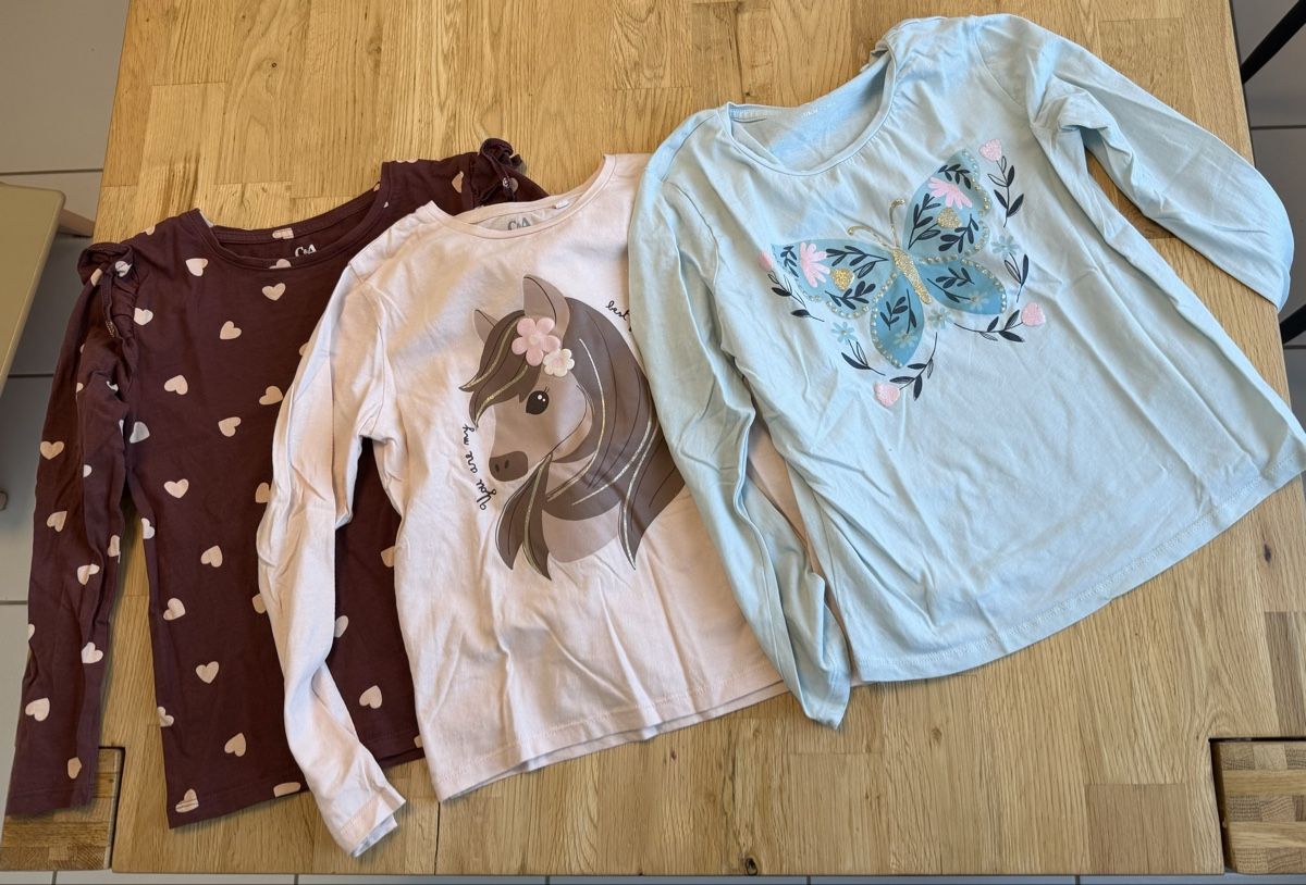 Lotti & Set di vestiti: Mädchen Kleiderpaket 14-teilig Grösse 122/128 – Usato da Otelfingen venduto da luc_r2qc 3