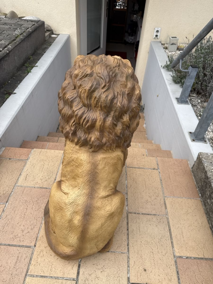 Sculture & Statue: Grosse Löwen Statue für Garten oder Terrasse! NEU – Nuovo e nell'imballaggio originale da Zwingen venduto da Eiphone 3