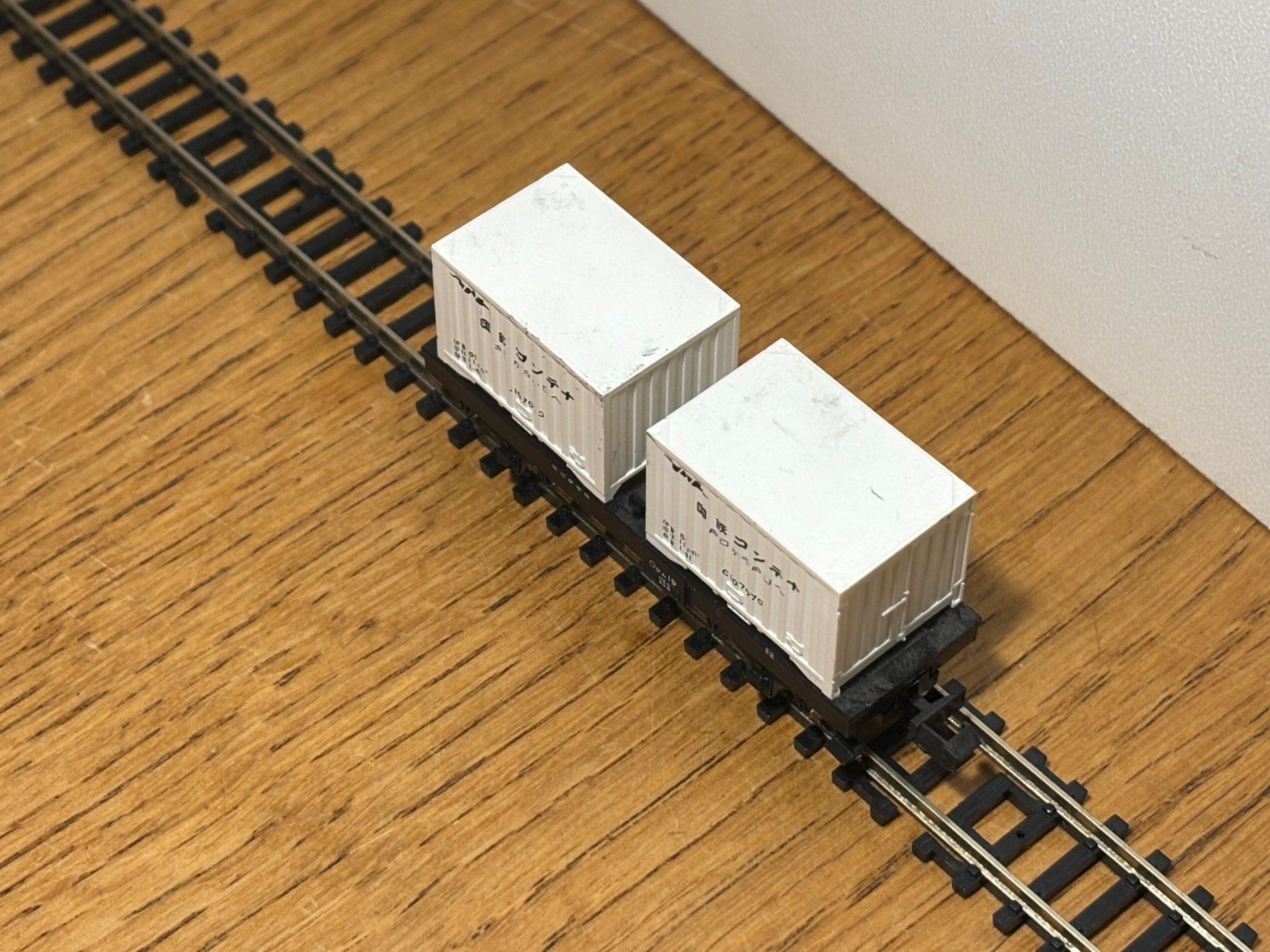 Modellini di ferrovie: M0821: Containerwagen (Spur N) – Usato da Birsfelden venduto da Birs_25 3