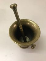 Mörser und Stössel aus Messing