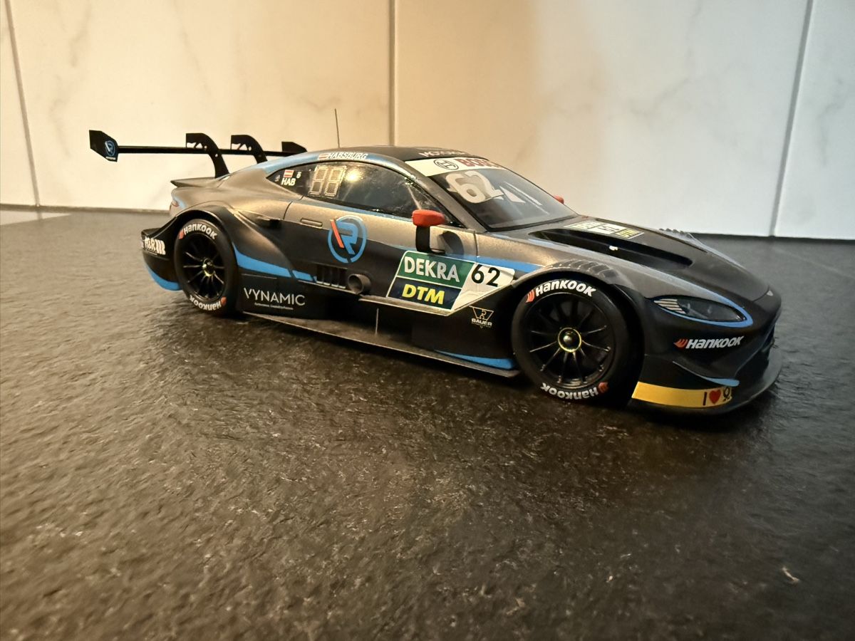 Aston Martin Modellini d'auto: Aston Martin Modelautos Rennwagen – Usato da Andhausen venduto da danny1407 1