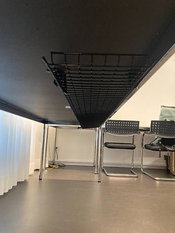 USM Tavoli: USM Haller Original Tisch 225 cm Länge – Usato da Heimiswil venduto da gemschi04 2