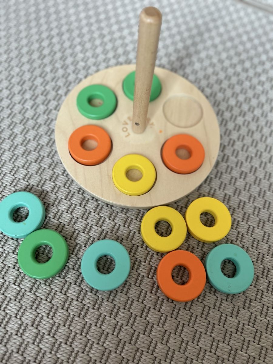 Spielzeuge: Lovevery Flexible Ring stacker – Gebraucht aus Zürich von mar_d7zz