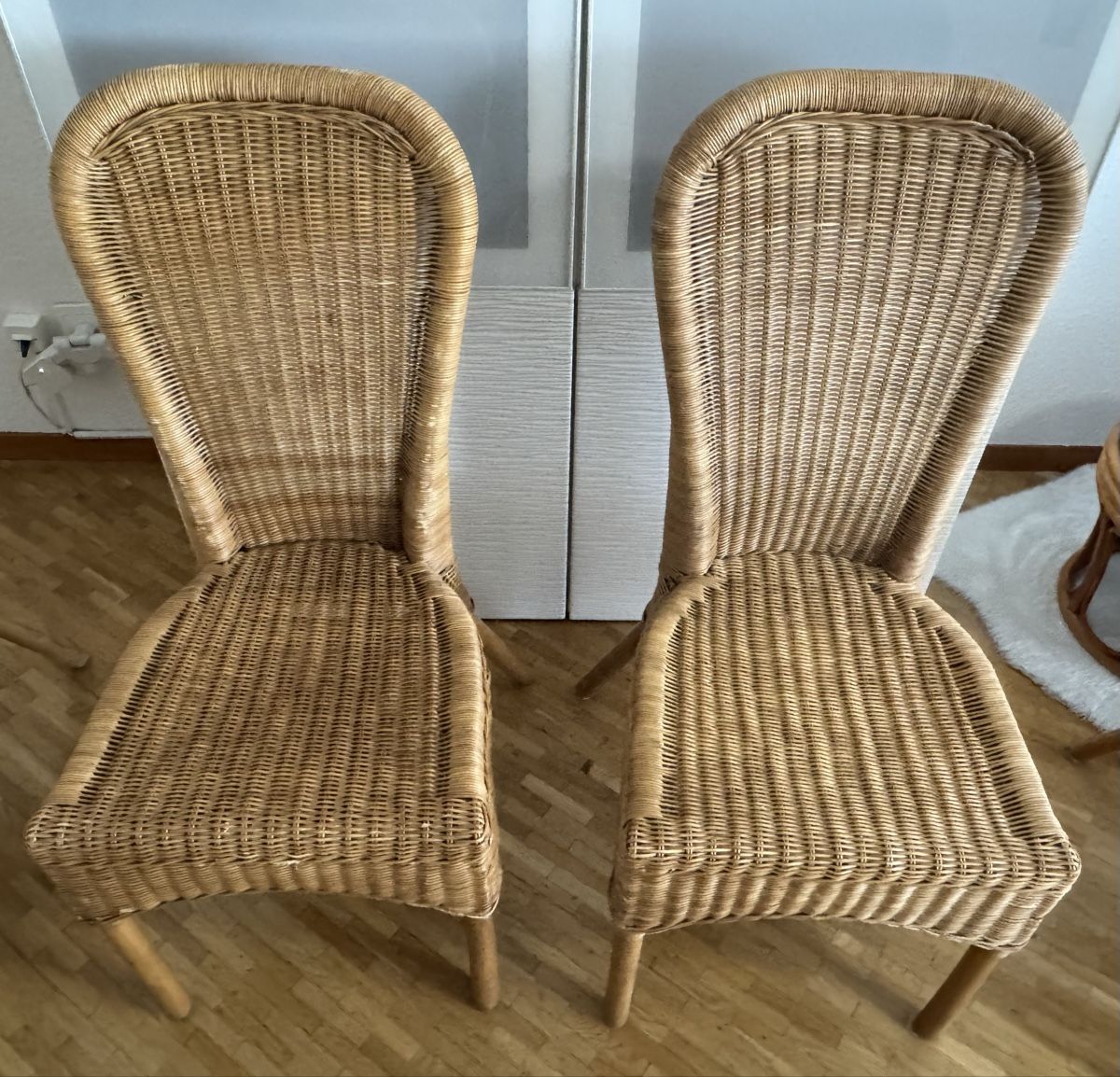 Sedie: Lot de 4 chaises en bois – Usato da Genève venduto da AS27 4