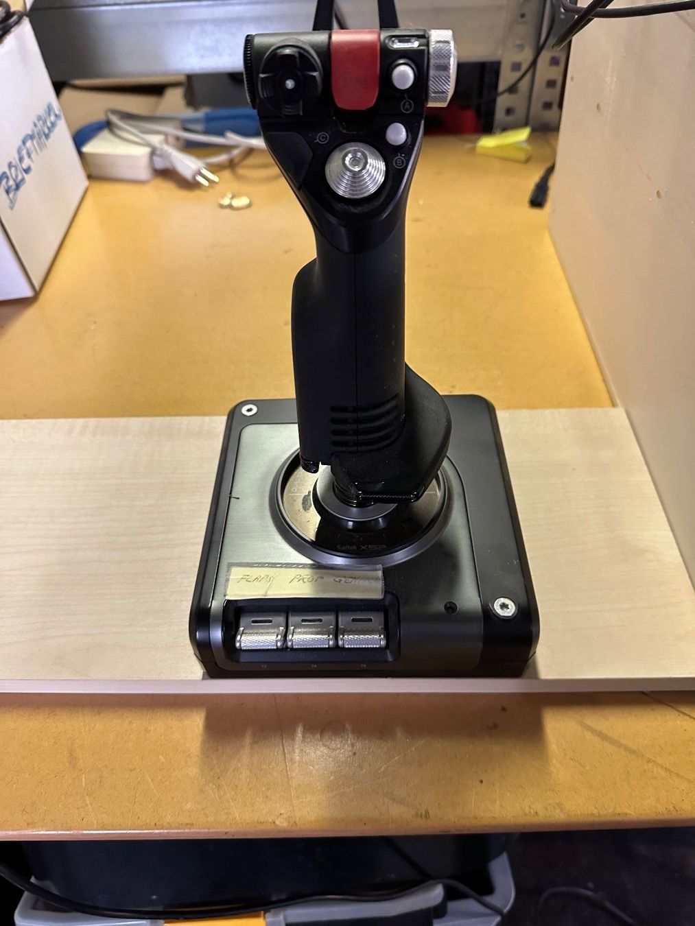 Saitek Controller: Flugsimulator – Gebraucht aus Brügg BE von TSP02 2