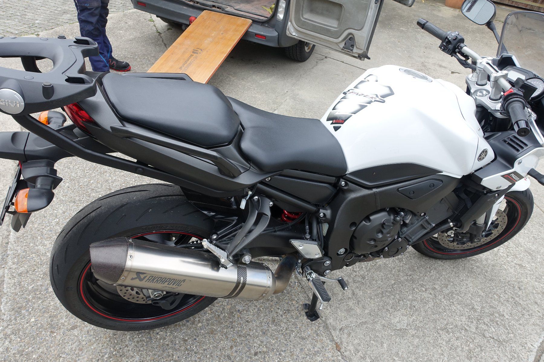 Yamaha Strada: Yamaha Fazer 1000 ABS – Usato da Däniken venduto da Triton60 3