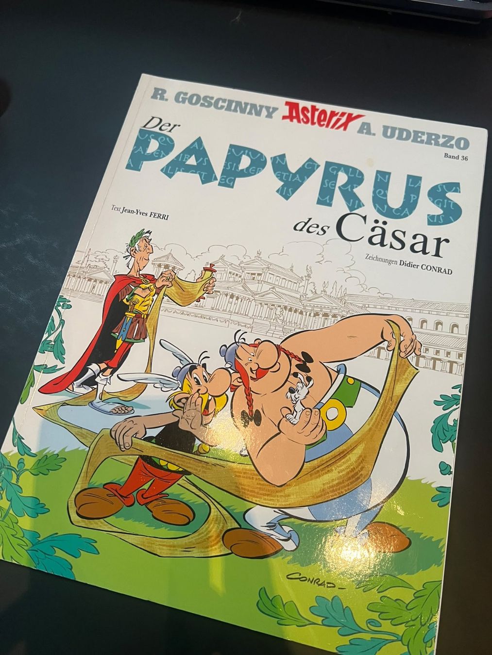 Fumetti: Comic Asterix Band 36 Der Papyrus des Cäsar neuwertig – Usato da Würenlos venduto da Ustr