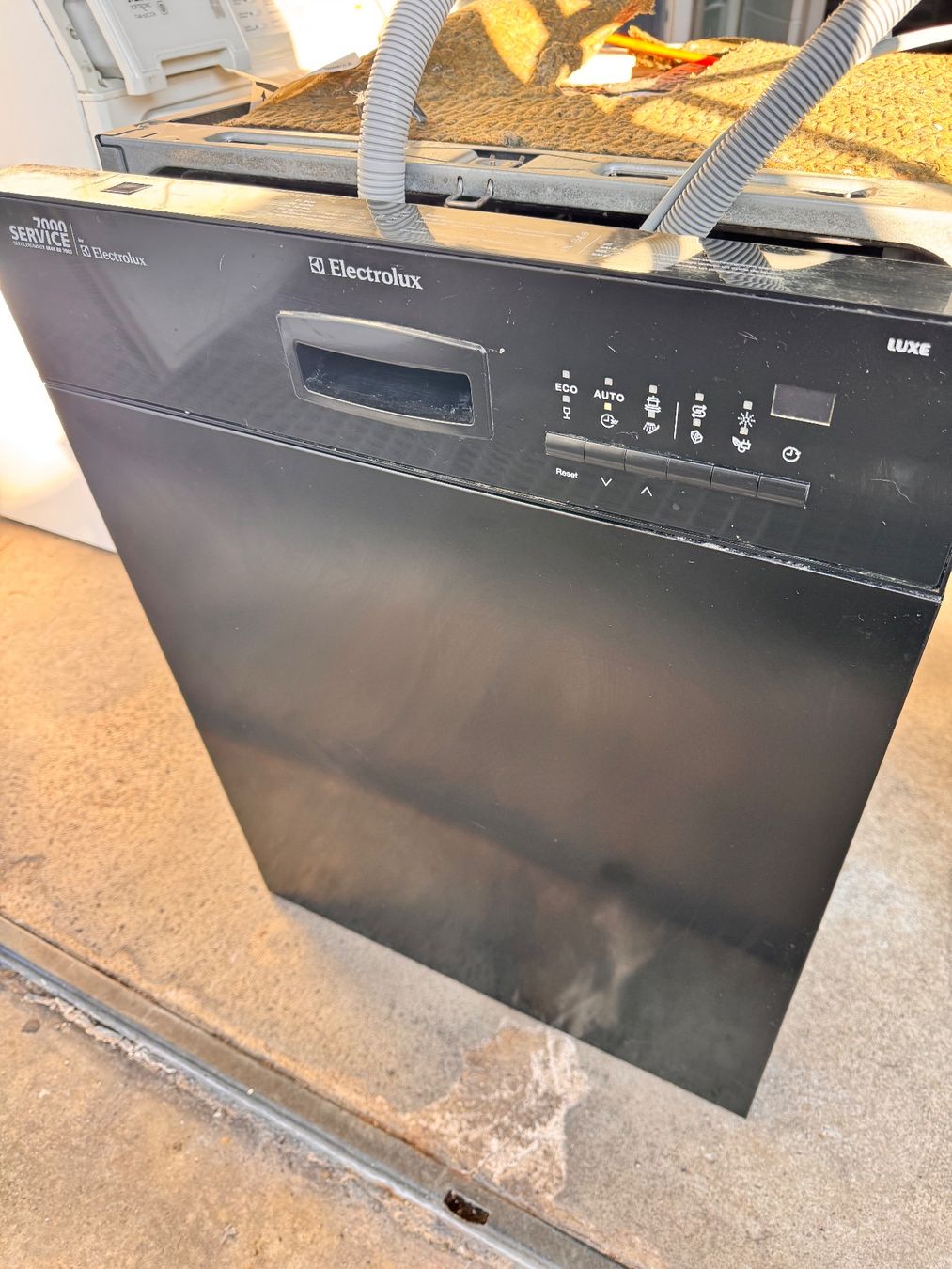 Electrolux Lavastoviglie: Electrolux Geschirrspüler 55cm – Usato da Horw venduto da dancav 2