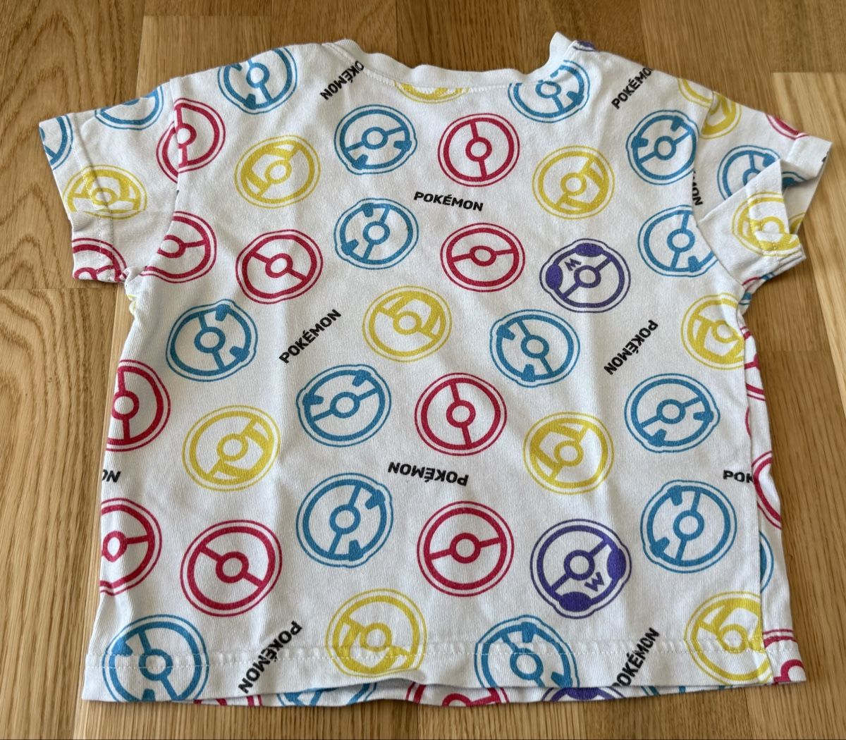 T-Shirts: T-shirt Pokémon, taille 90 cm – Gebraucht aus Genève von valmath 1