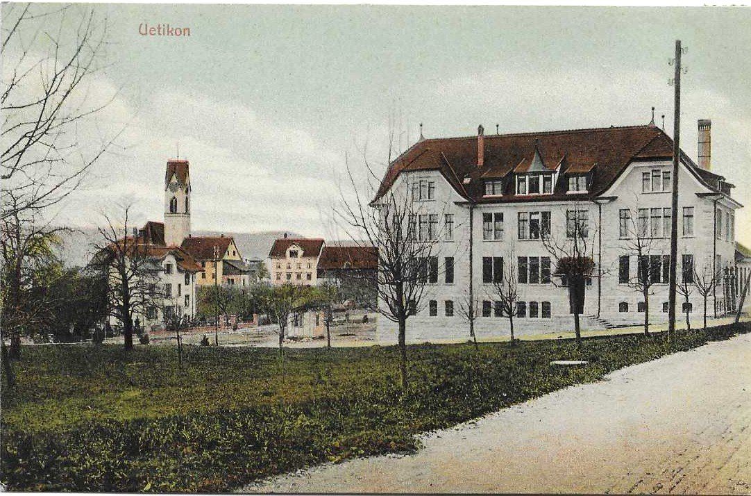 Cartoline postali: AK UETIKON SCHULHAUS KIRCHE 1909 – Usato da Schlossrued venduto da Aronliam