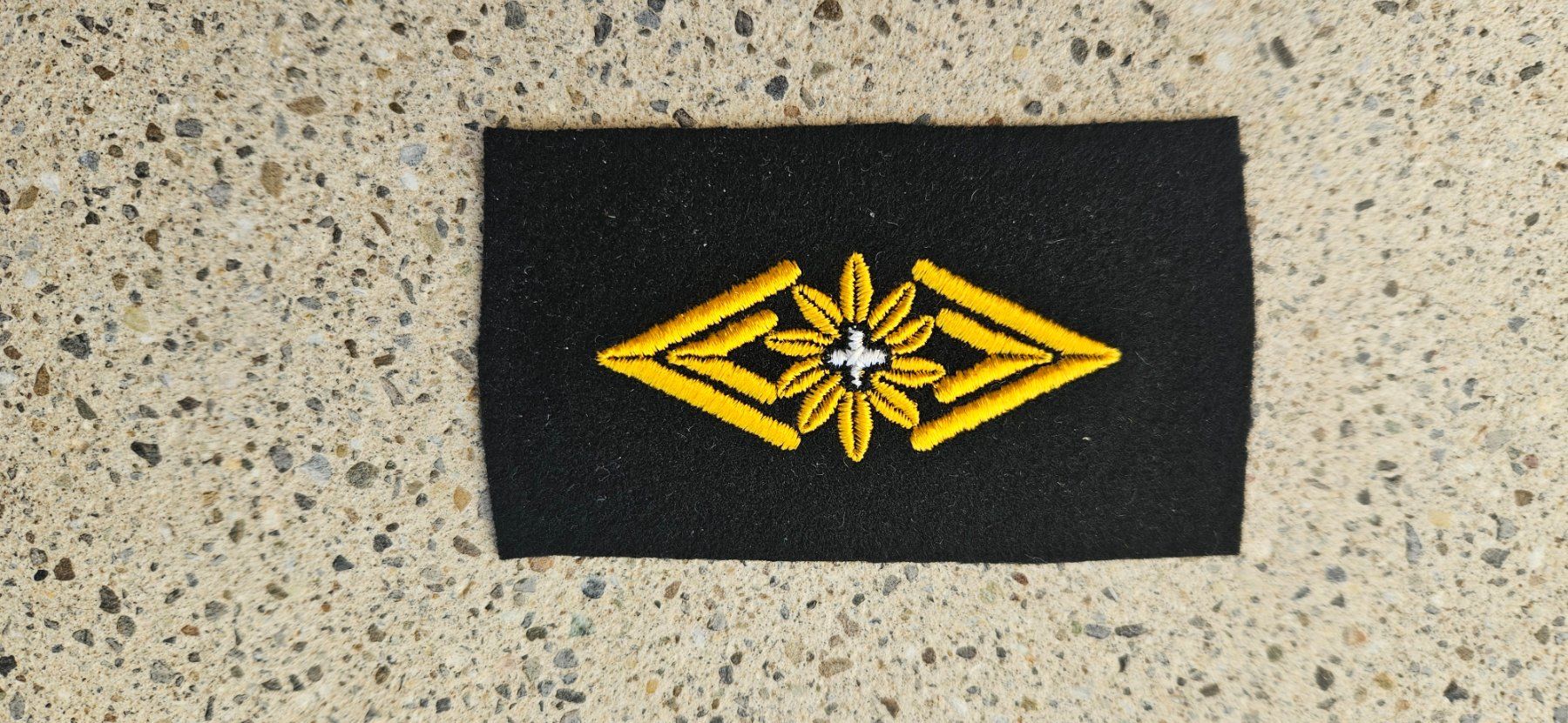 Schweizer Armee Plaketten & Abzeichen: *** Generalstab Versuchsversion *** – Neu (gemäss Beschreibung) aus Riedholz von fr_sIruP