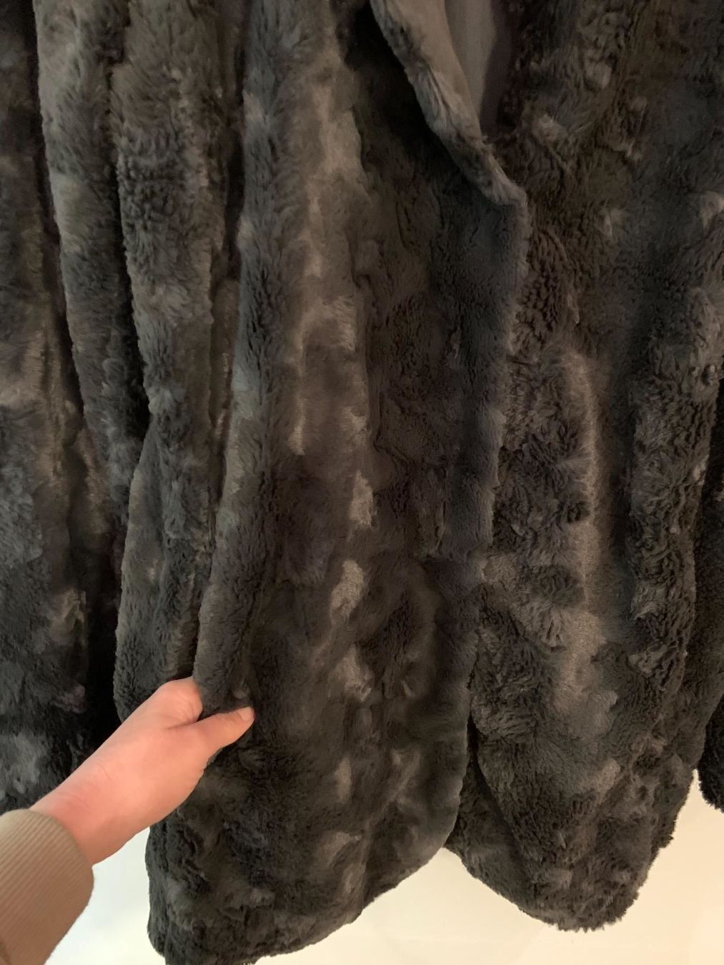 Mäntel: Fake Fur Mantel Comma Gr. M / L – Gebraucht aus Fislisbach von KolibriSecondhand 7