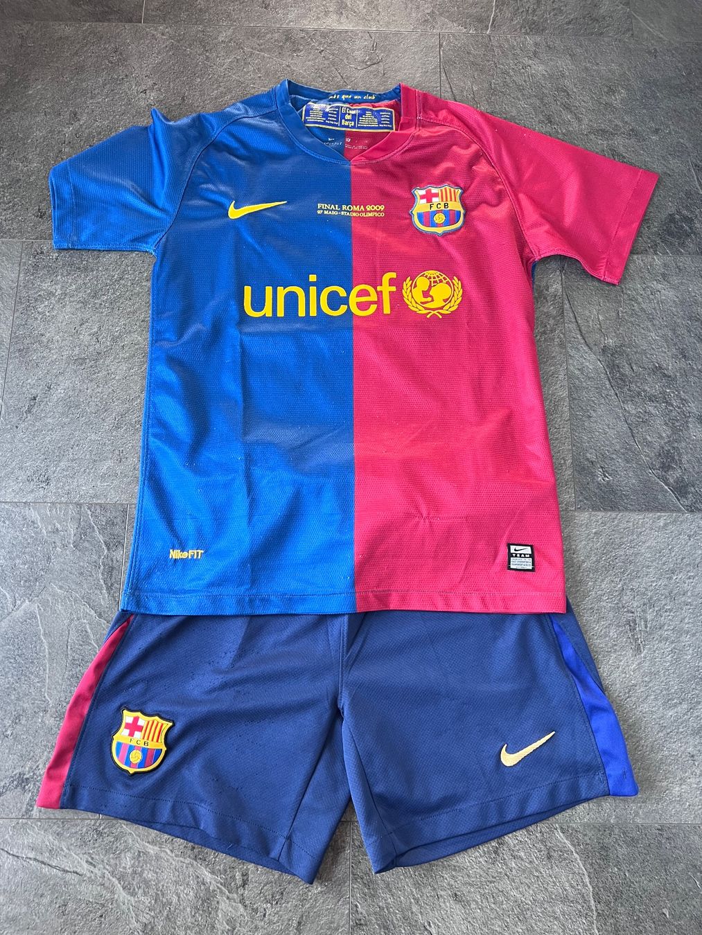 Trainer, Turnhosen & -trikots: Fußballtrikot – Gebraucht aus Walzenhausen von Cerna007 6