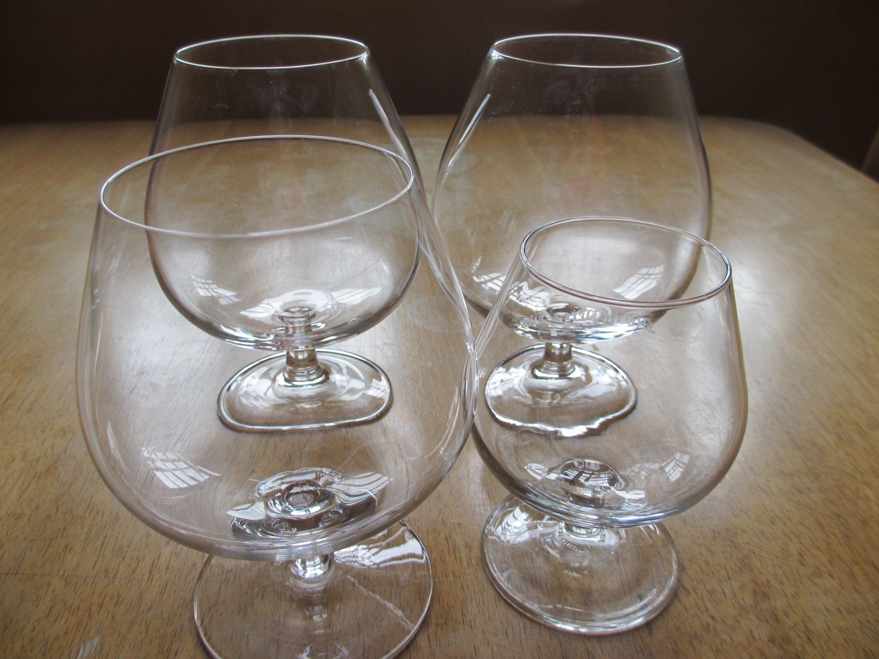 Verres: 4 Cognac-Gläser, verschiedene Grössen – D'occasion à Herisau par fan_h9qj 1