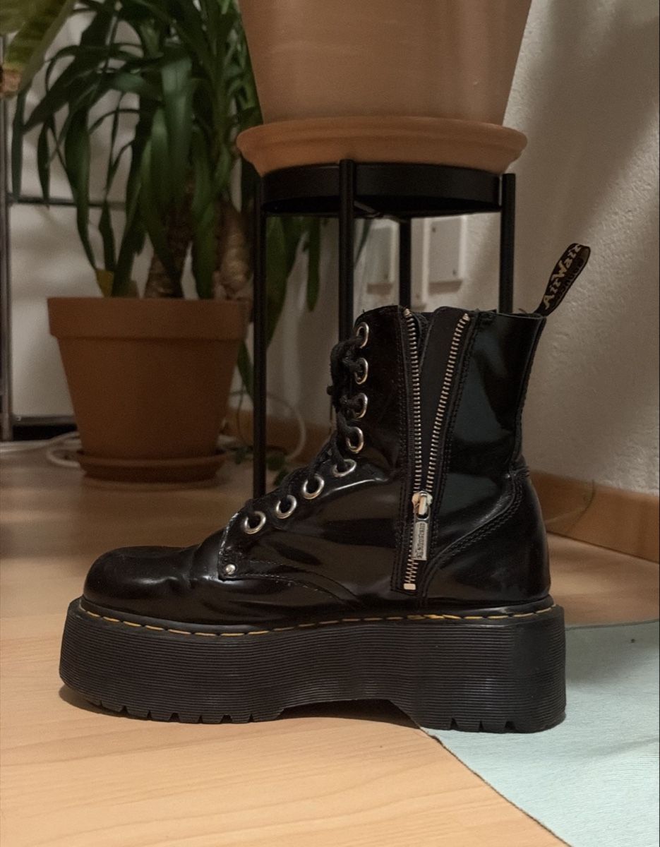 Dr. Martens Scarpe da uomo: Doc Martens Jadon Max - EU 40 – Usato da Bern venduto da edr_g6g5 2
