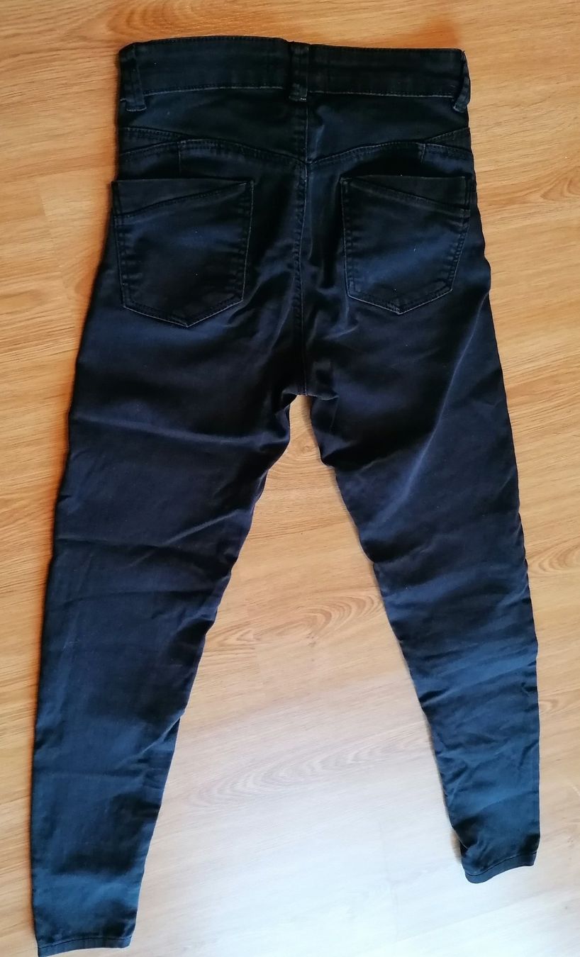 Hosen: Pantalon, bas, jean, pantalon noir – Gebraucht aus Montcherand von petiteoune75 2