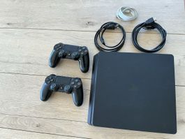Sony PlayStation 4