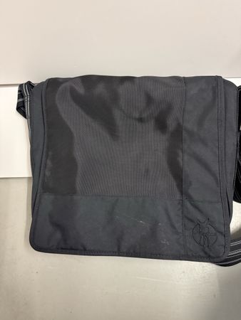 Schwarze Lässig Wickeltasche, viel Stauraum, neuwertig!