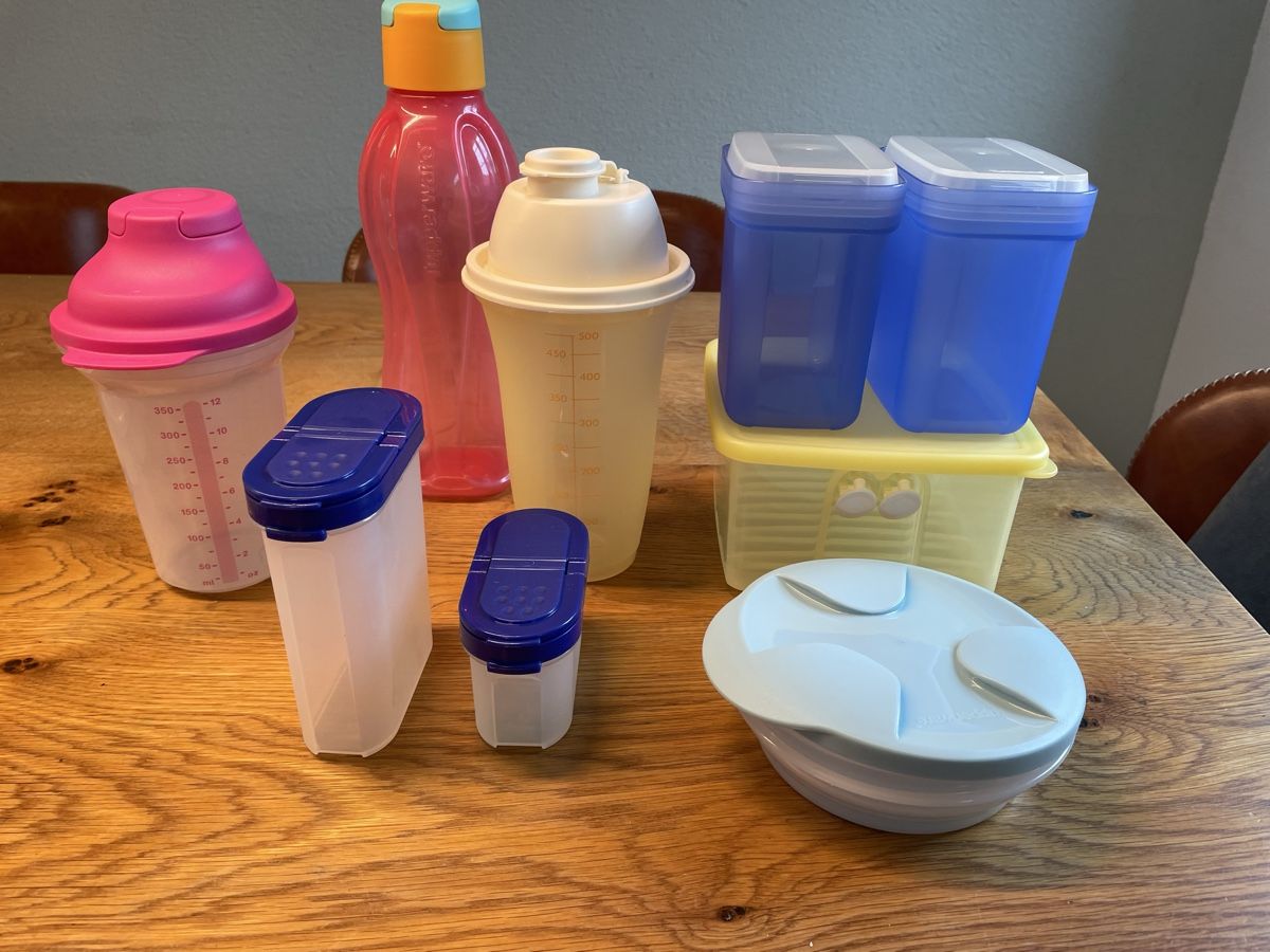 Tupperware Contenitori & Simili: Tupperware Vorratsdosen Shaker gebraucht – Usato da Niederbüren venduto da Poschti_19 1
